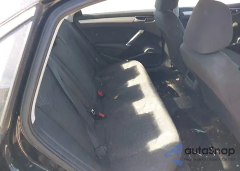 2016 Volkswagen Passat 1.8T S из США, поврежденный, VIN 1VWAT7A30GC054675